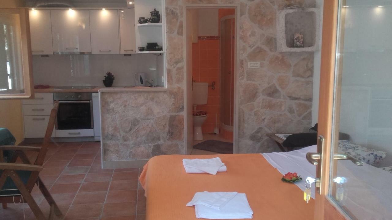 Holiday Home Pavarotti Супетар Екстериор снимка